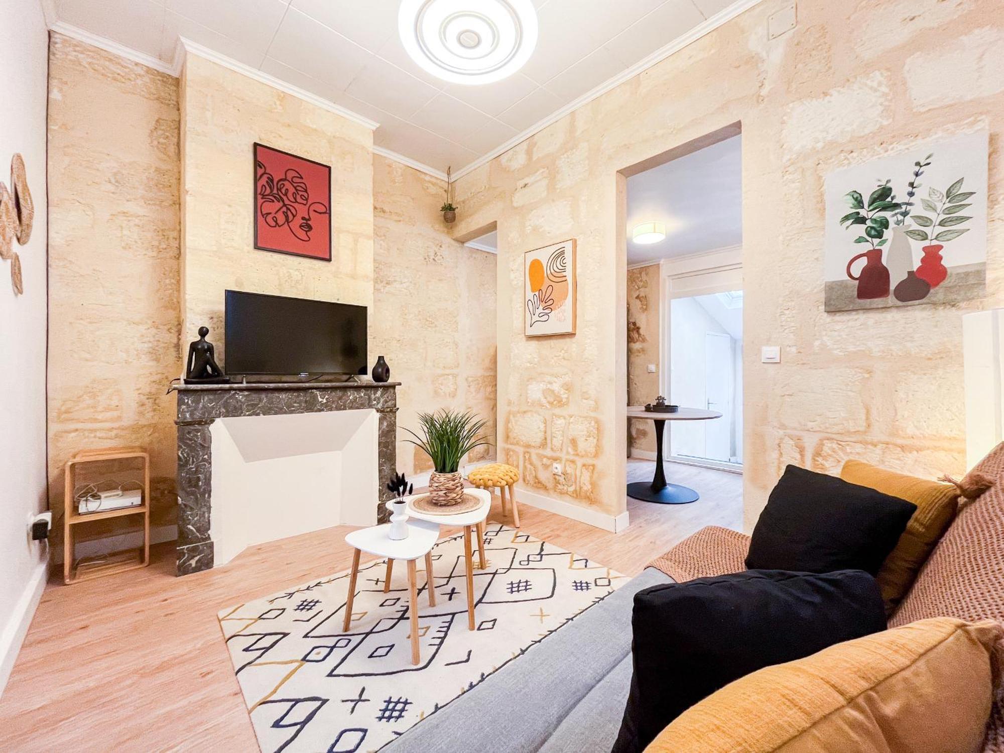 Echoppe Typique Avec Terrasse Villa Talence Exterior photo